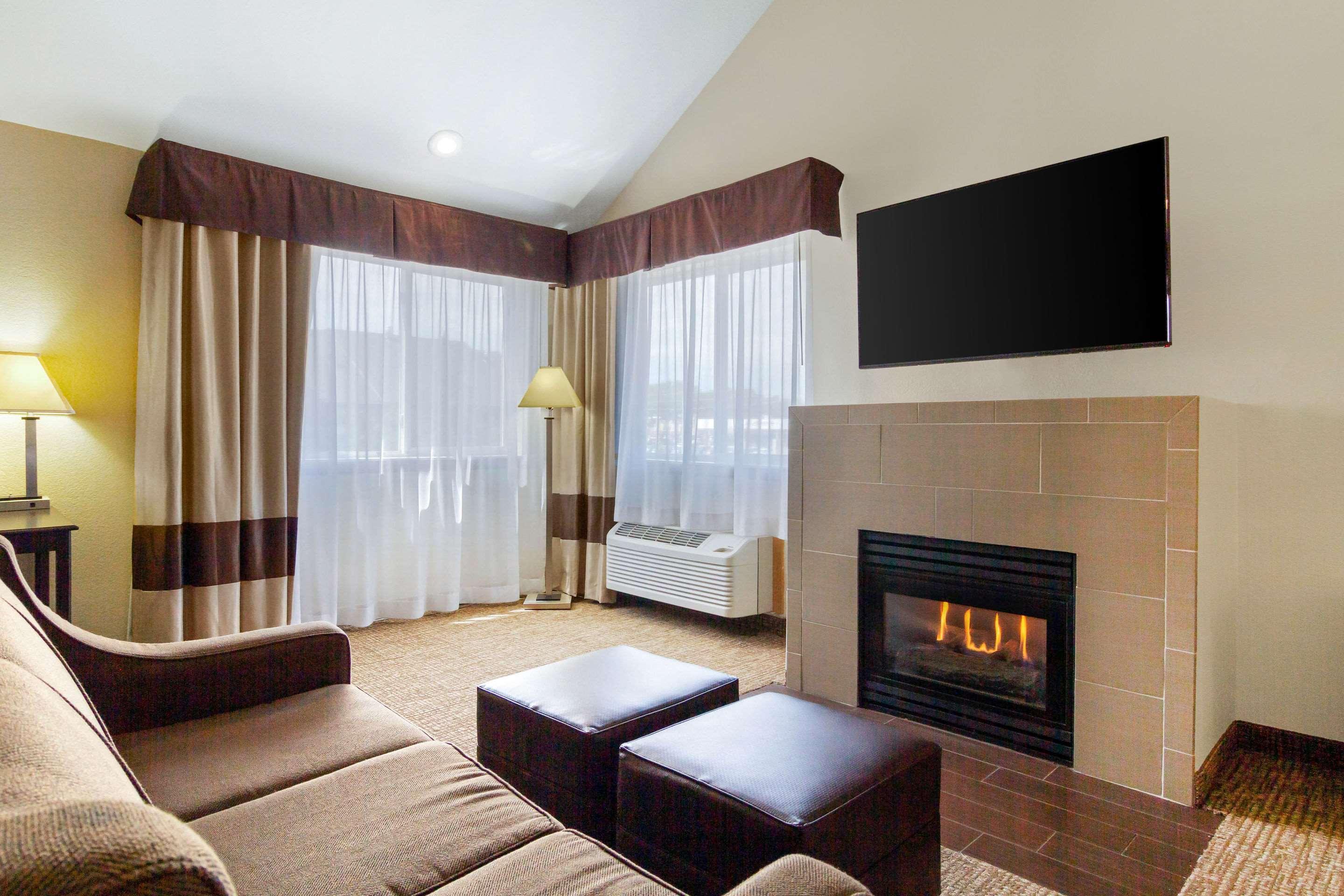 Comfort Inn & Suites Greeley Exterior foto