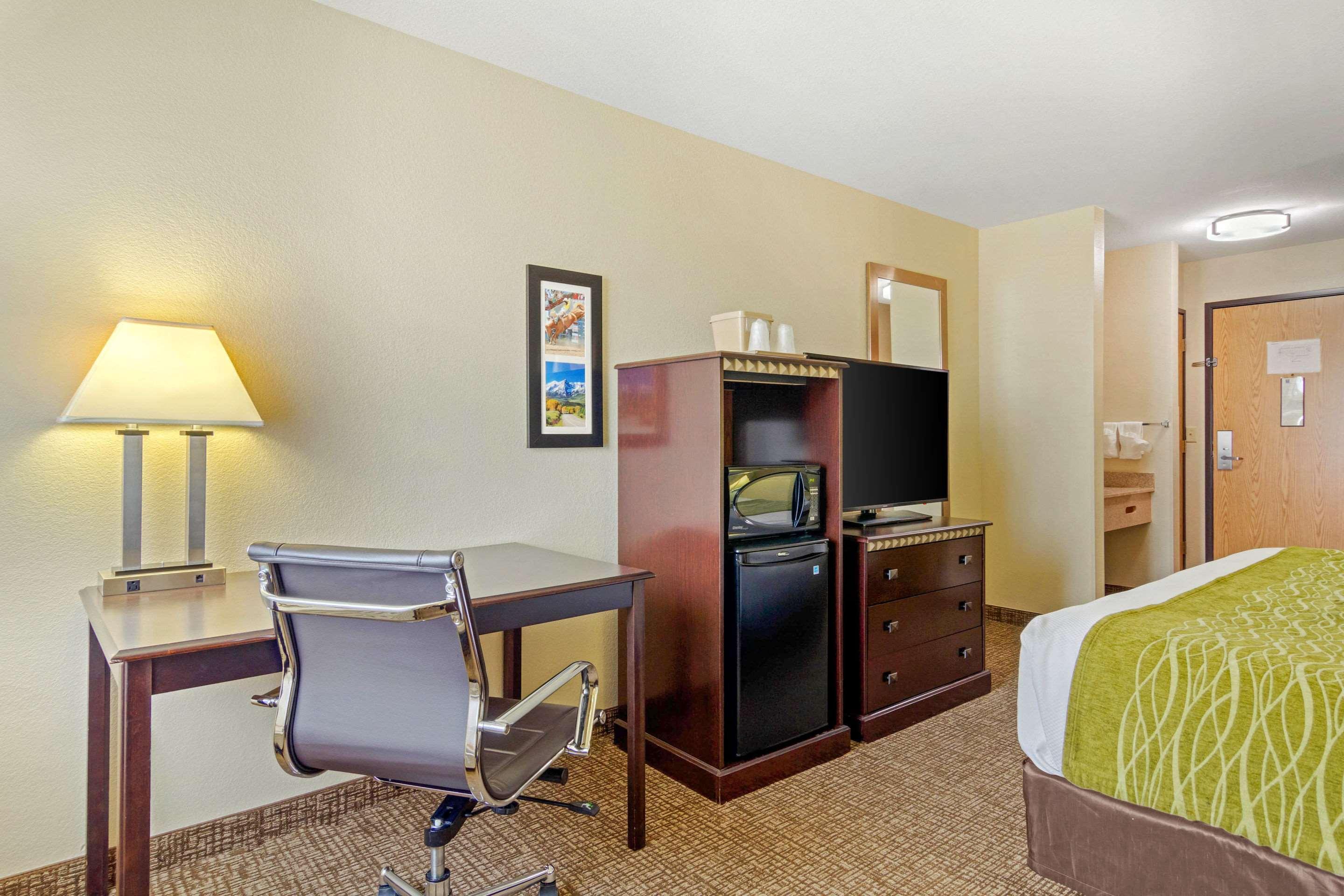 Comfort Inn & Suites Greeley Exterior foto